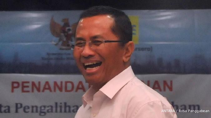 Dahlan Iskan kumpulkan tagihan listrik BUMN