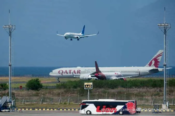 Flights Cancelled to And From Indonesia's Bali Due to Volcanic Ash