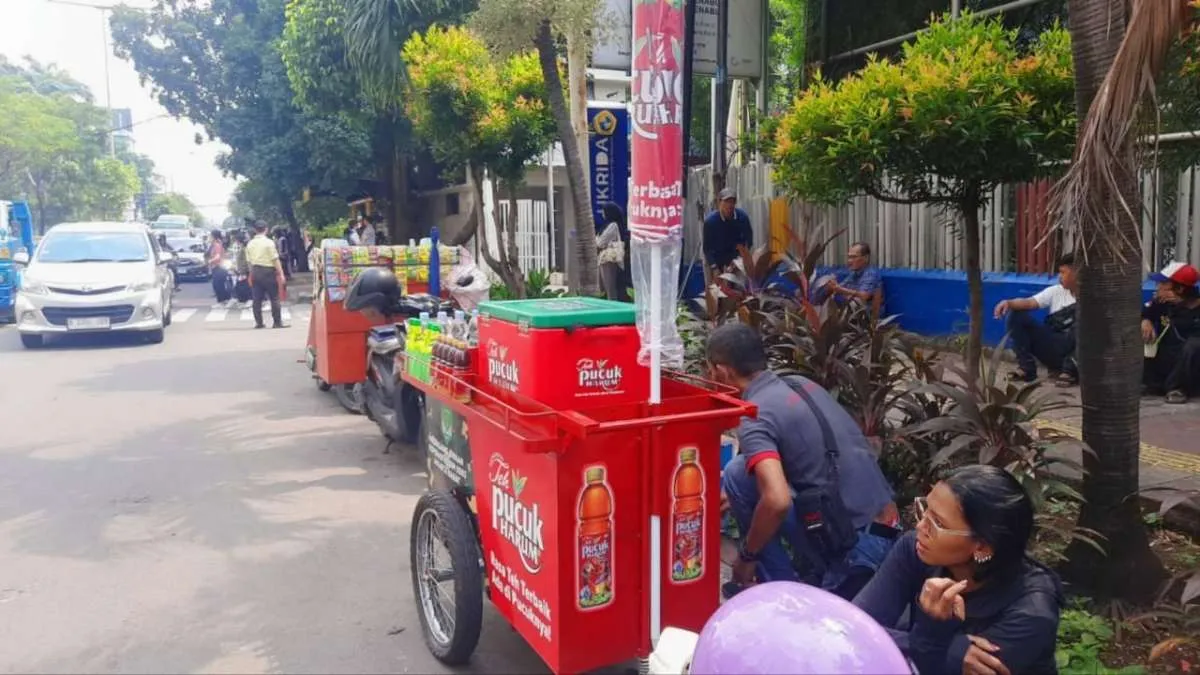 Mayora Perkuat Ekosistem Warung Tradisional, Dorong Stabilitas Ekonomi Mikro