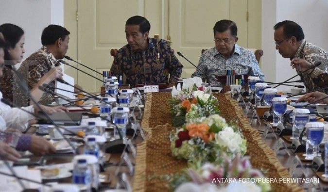 Jokowi tak ingin menteri rilis aturan bikin gaduh