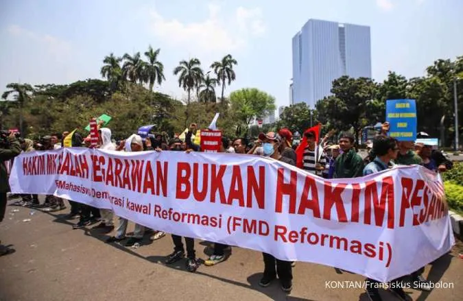 Indonesian Students Movement Hold Massive Demonstrations Today