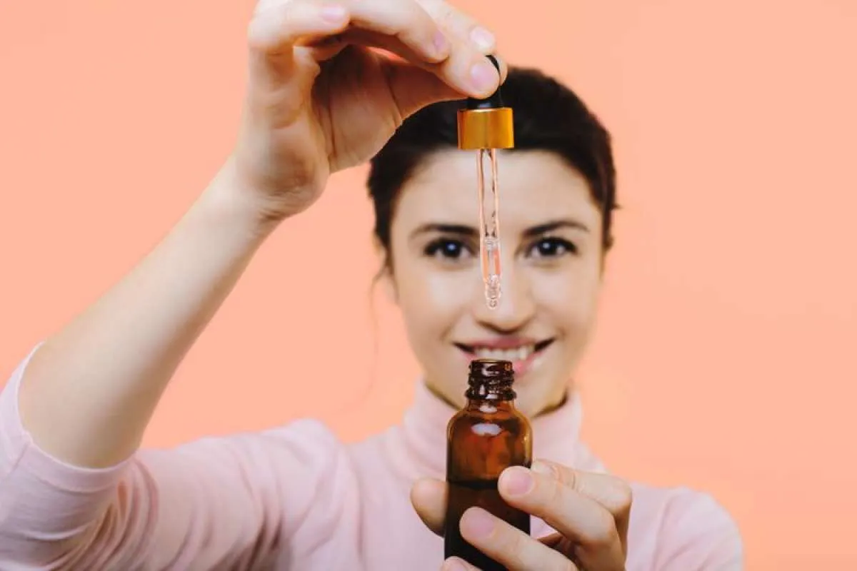 5 Bahan Alami Alternatif Retinol yang Aman untuk Kulit Sensitif, Apa Saja?