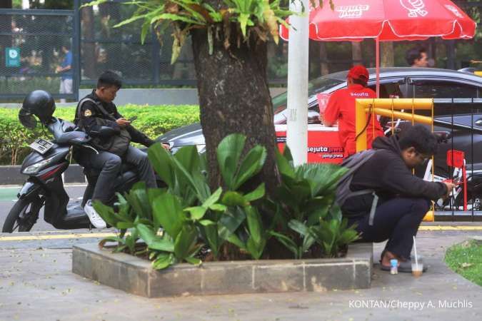 Pengangguran Anak Muda RI Capai 15%, Tiga Kali Lipat dari Usia Dewasa