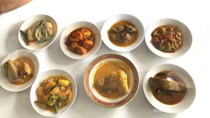 3 Resep Masakan Nusantara Khas Padang, Ada Ayam Pop, Gulai Cumi, hingga Rendang Sapi