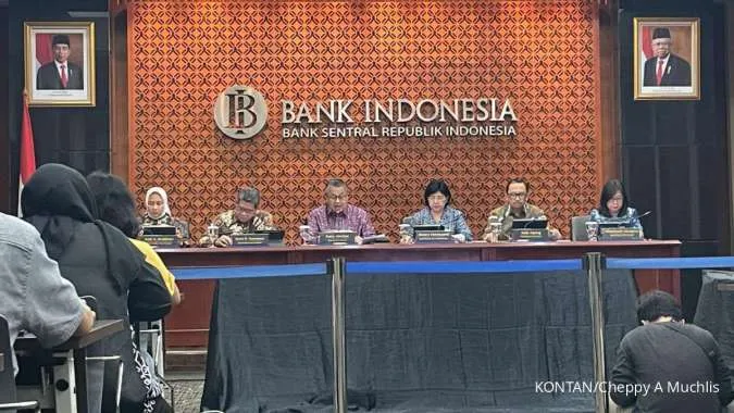Bank Indonesia Signals No Further Rate Hikes After Holding Steady