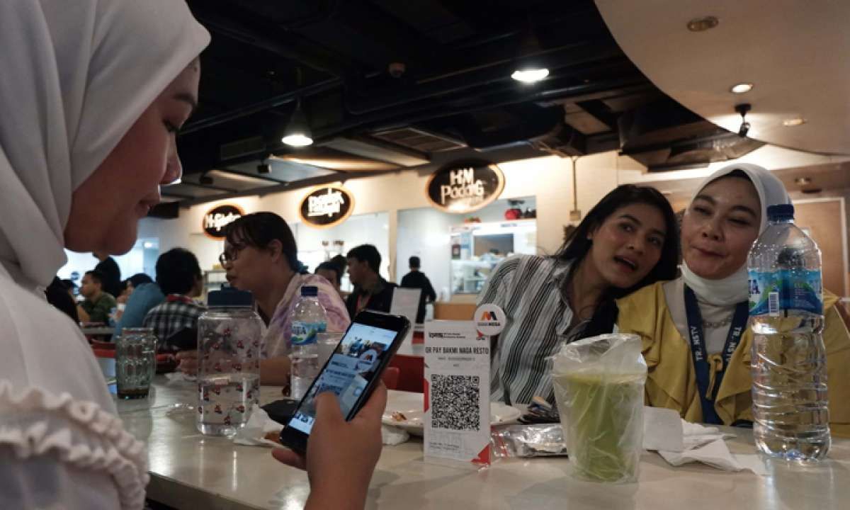 Sosialisasi pembayaran melalui QRIS