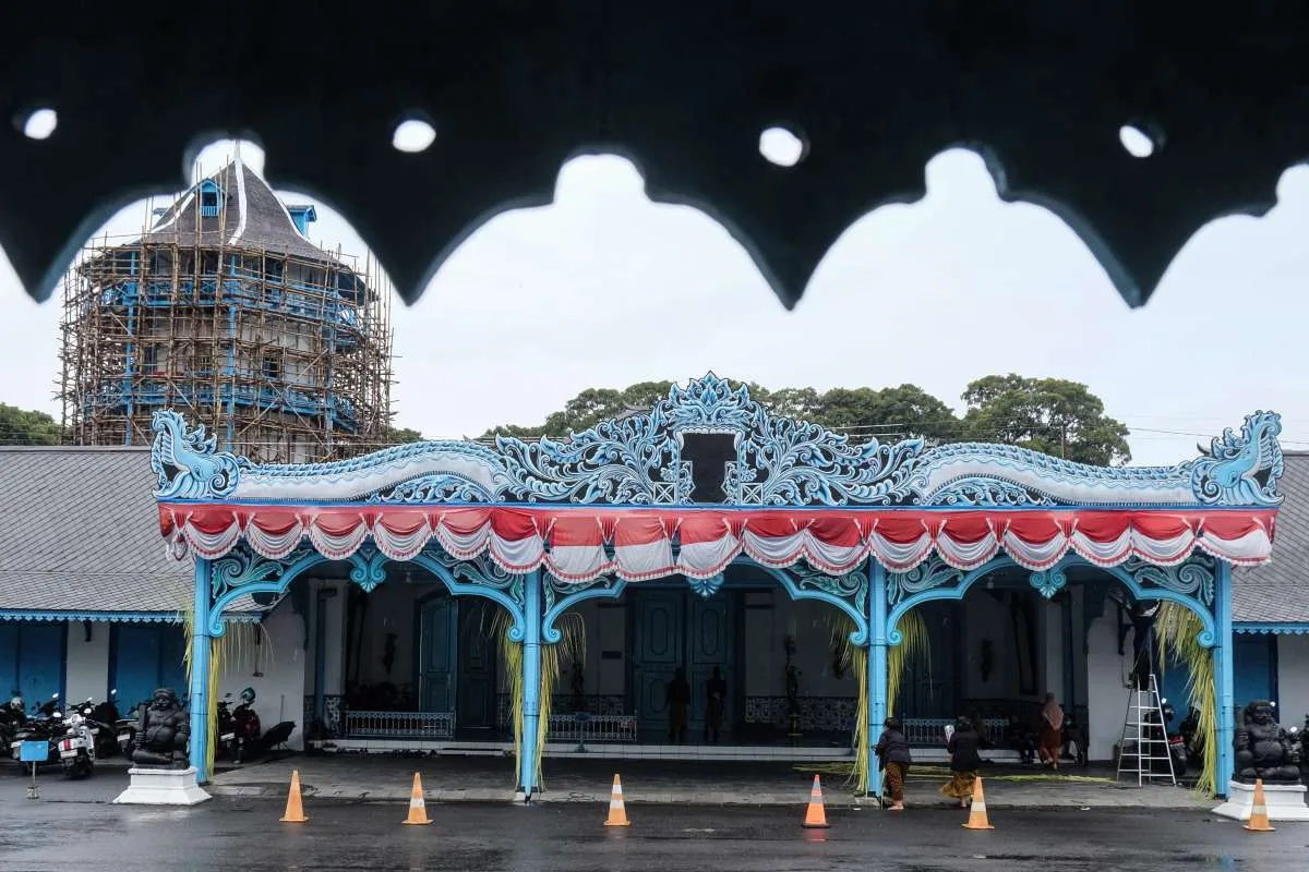 Kronologi Perebutan Takhta Keraton Solo 2025: Dua Putra Raja Klaim Gelar PB XIV