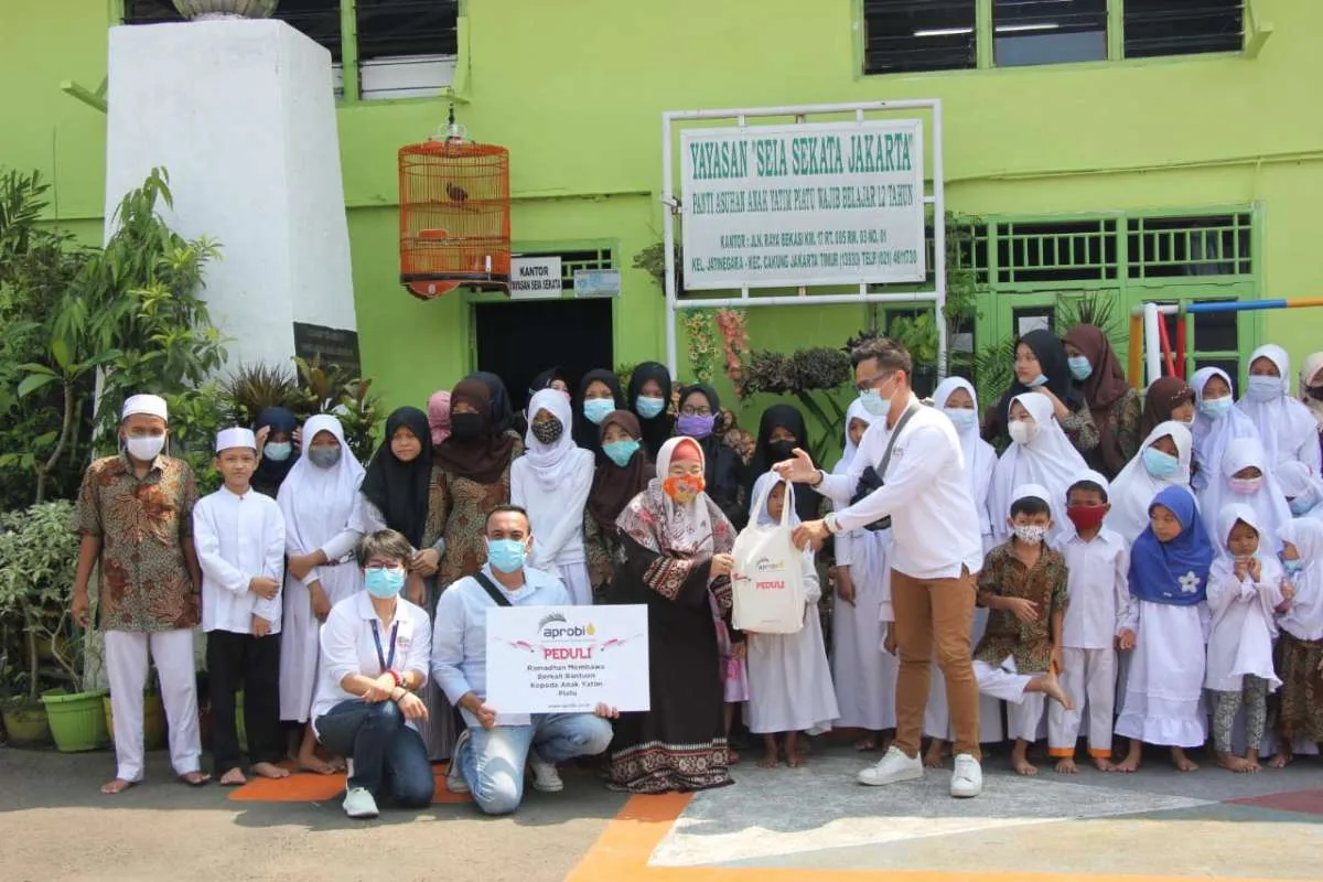 Jelang lebaran, Aprobi salurkan 1.000 paket sembako di Jabodetabek 