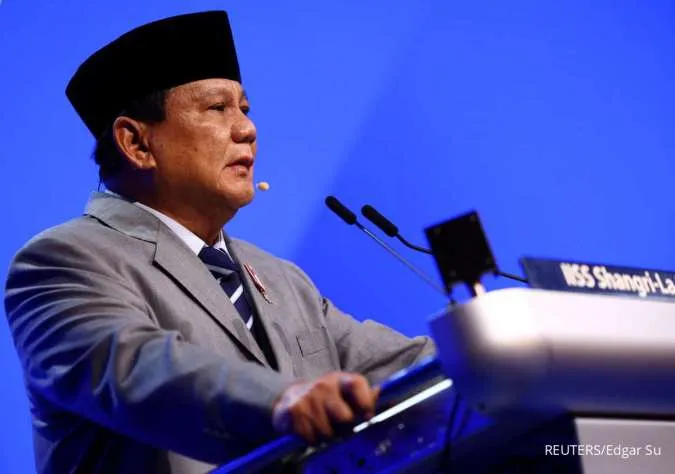 Prabowo's Free-Meal Plan Stirs Investor Fears about Indonesia's Finances