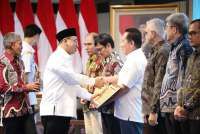 Terapkan Prinsip TJSL, Nojorono Kudus Rengkuh CSR Award dari Pemprov Jateng
