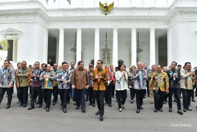 Di Kompas 100 CEO Forum, Jokowi Minta Pengusaha Tak Coba-Coba Belajar Jadi Politikus