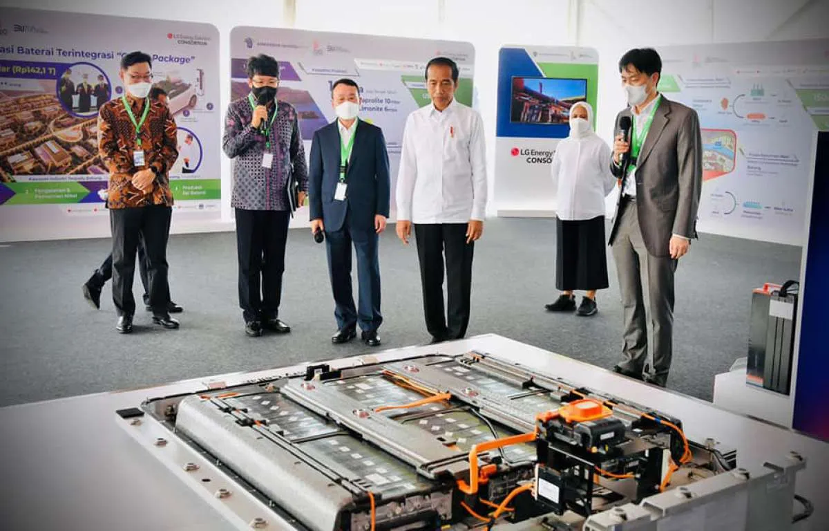 Jokowi Yakini Hilirisasi dan Teknologi Ciptakan Kendaraan Listrik dengan Harga Kompet