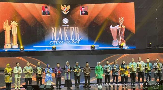 Alfamidi Raih Penghargaan Perusahaan Terbaik 2023 dari Kementerian Ketenagakerjaan