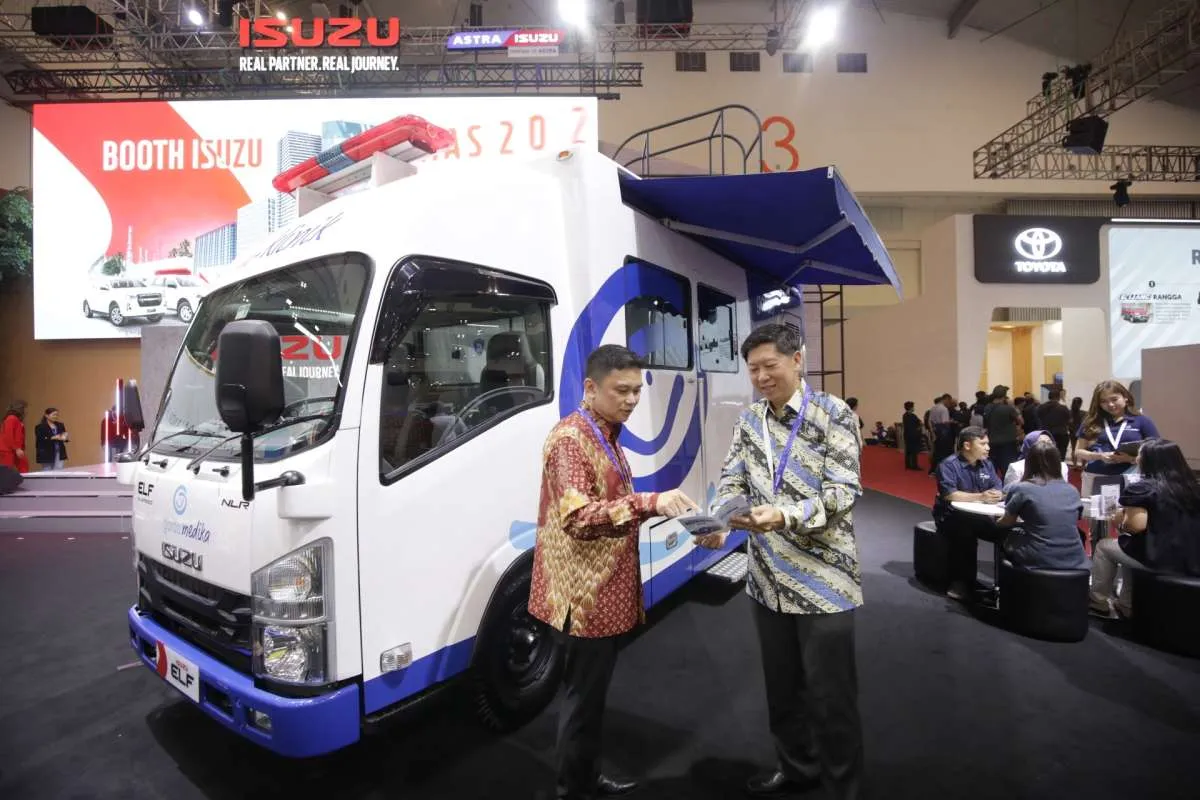  Isuzu Pasang Target Moderat untuk Ekspor Traga