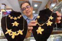 Harga Emas Jatuh, Emiten Produsen Emas Ikut Rontok, Saatnya Beli / Jual?