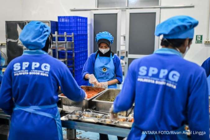 Survei Ekonom UI: 54% Dukung Program MBG Dihentikan jika Biaya Membengkak