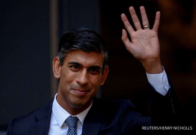Rishi Sunak Jadi Perdana Menteri Inggris Pertama Berkulit Hitam dan Beragama Hindu