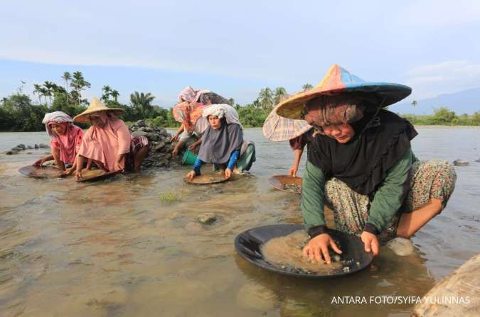 ESDM: Transformasi Tambang Rakyat, Bukan Legalisasi PETI