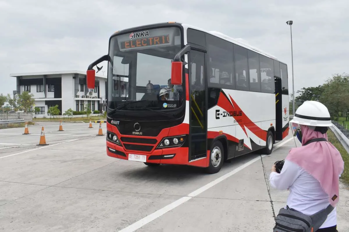 Bus listrik INKA kembali lakukan uji operasional 3 bulan di Jakarta
