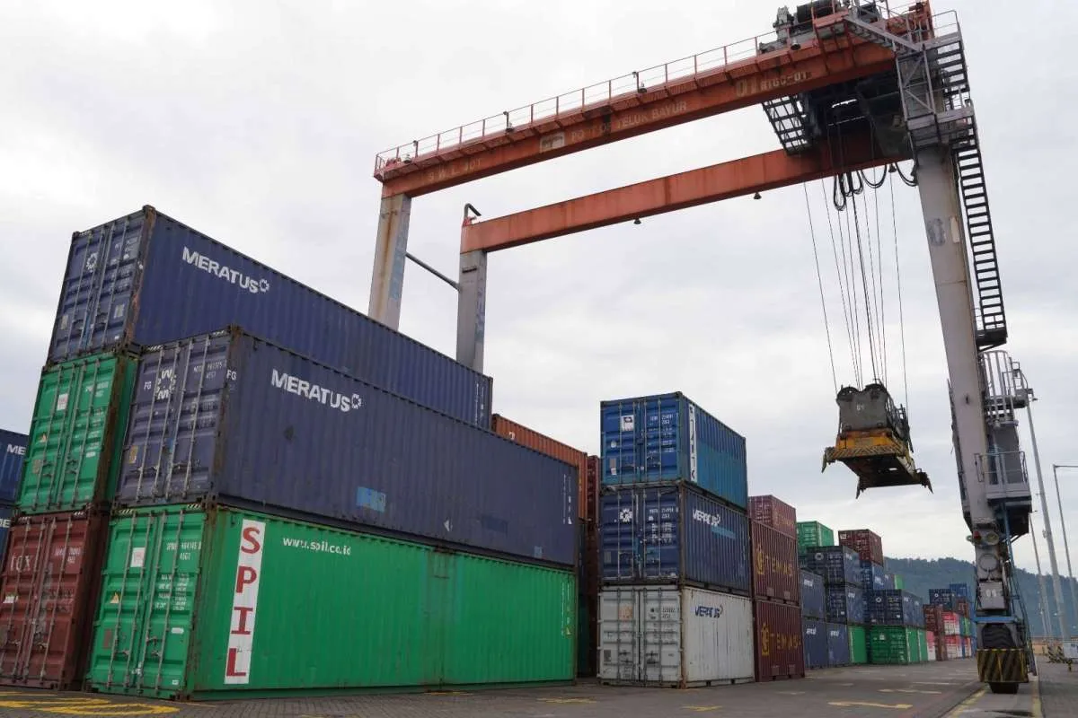 Arus Logistik Meningkat Jelang Lebaran, Ini Antisipasi Pengusaha dan Pelindo