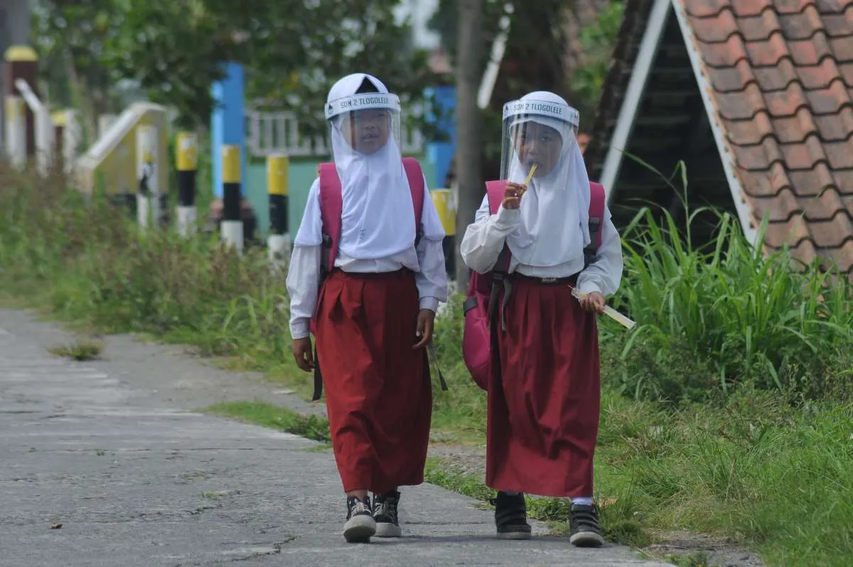 Pembelajaran secara tatap muka bergantung perkembangan penanganan Covid-19 di daerah