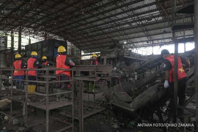 Prabowo Minta Kampus Jadi Asisten Pemda Selesaikan Masalah Sampah hingga Tata Kota