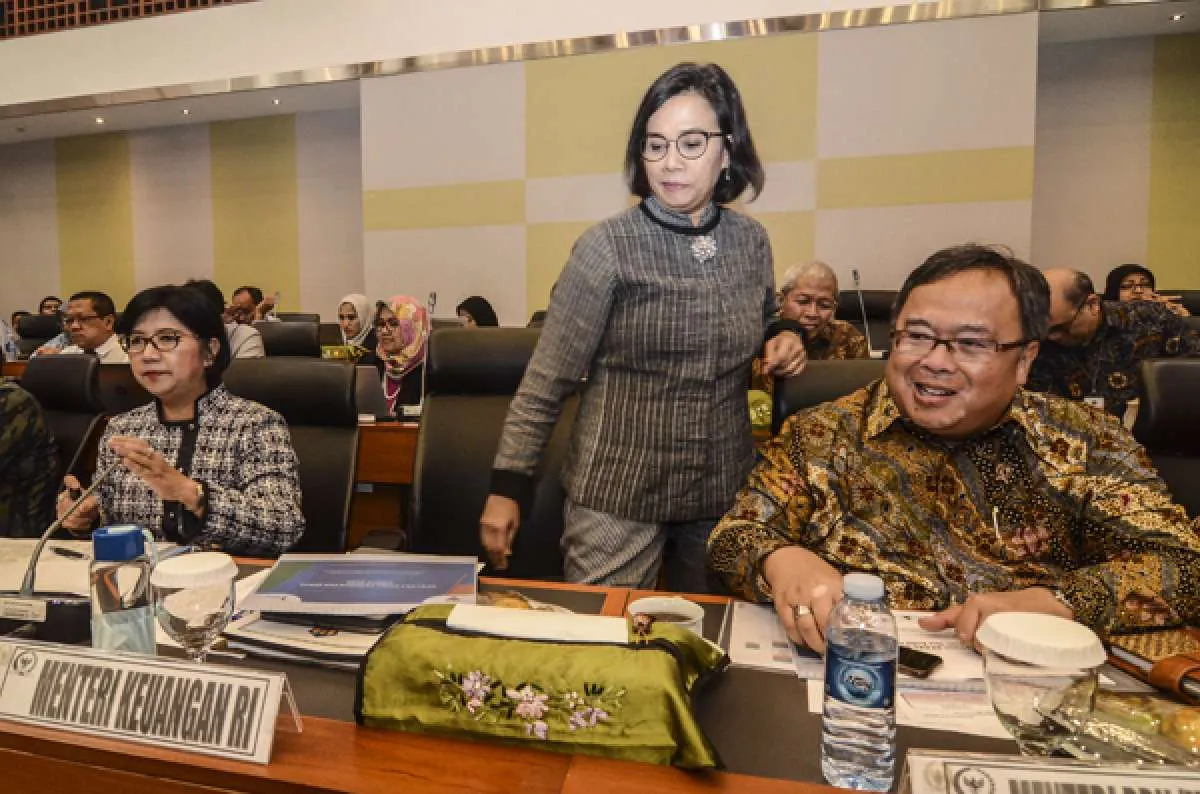 Minta anggaran naik ke Sri Mulyani, anggota DPR curhat terjebak di lift