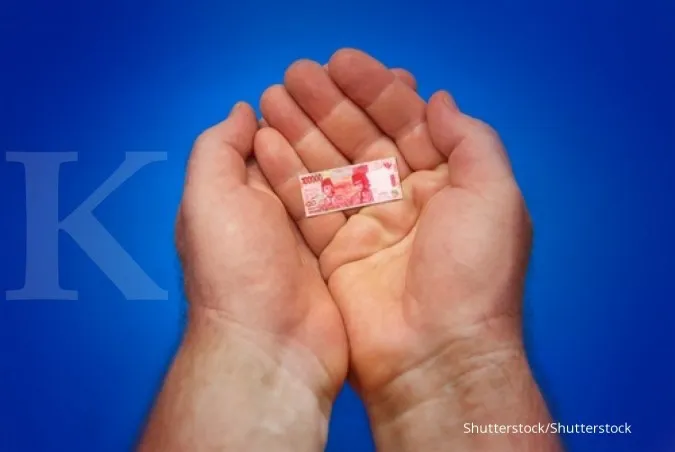 Rupiah weakens to 14,038 per dollar 