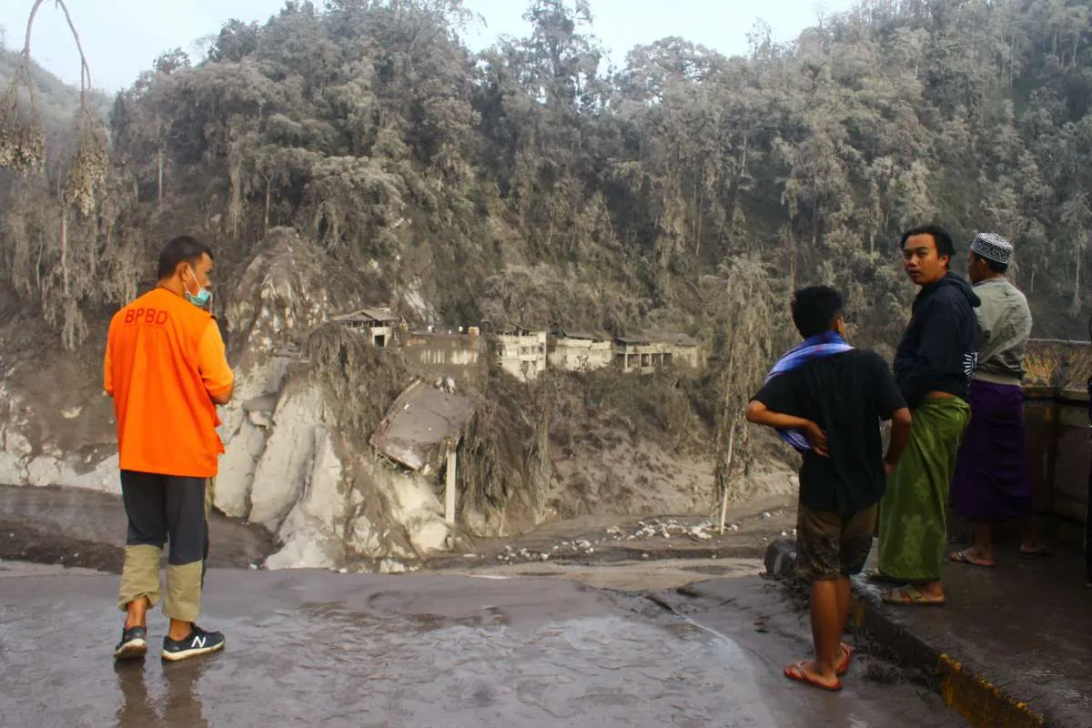 PVMBG: Masih ada potensi erupsi dan awan panas guguran susulan di Gunung Semeru