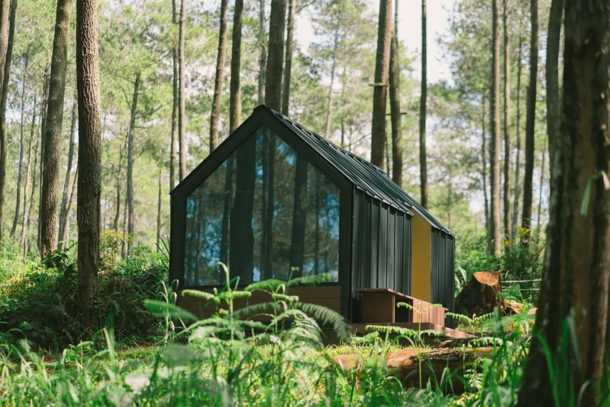 Mau staycation saat libur Nataru? Ini rekomendasi hotel unik di Bandung