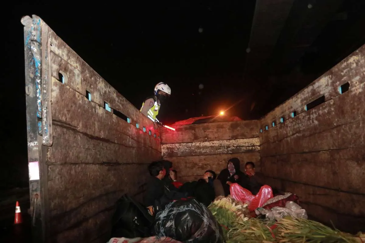 Pandemi belum usai, Lebaran di rumah saja dan tak menggelar open house