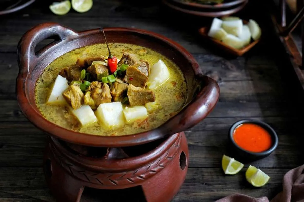 6 Wisata Kuliner di Cirebon yang Khas dan Terkenal Enak