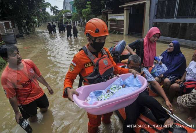Perumahan Vila Jatirasa Bekasi masih terendam banjir 