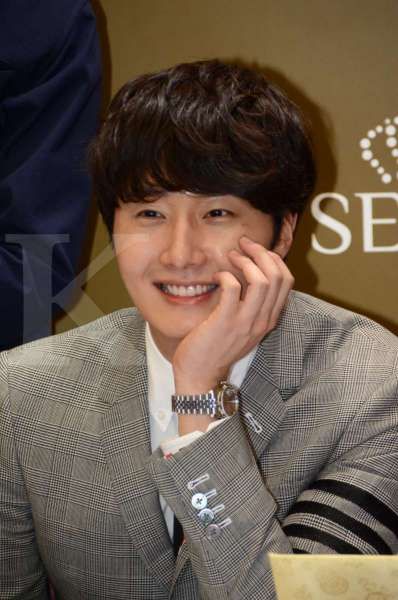 Jung Il-woo, aktor K-Pop