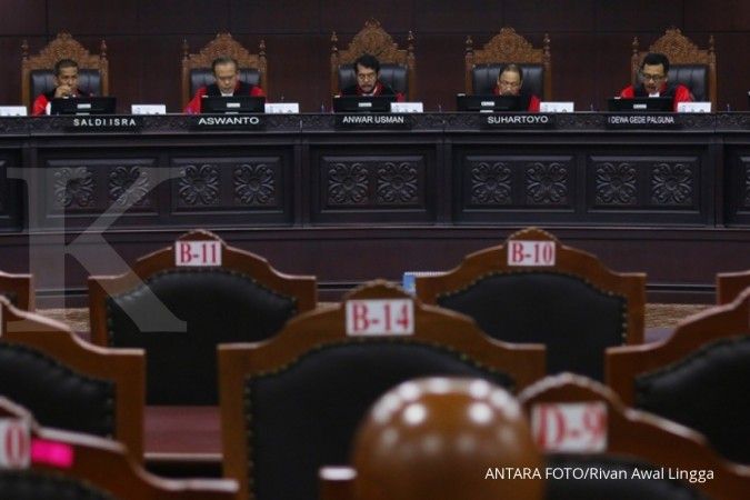 DPR pilih dua petahana sebagai hakim MK periode 2019-2024