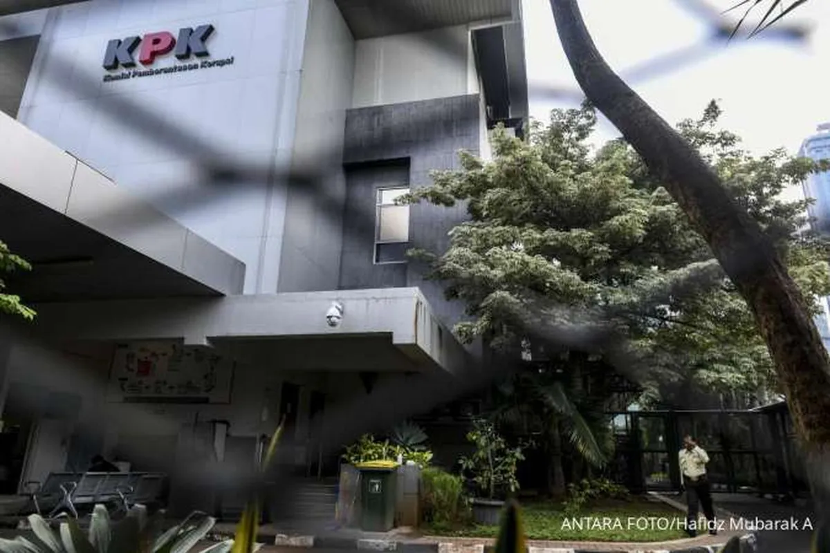 Kasus Mafia Migas, KPK Periksa Empat Orang Saksi