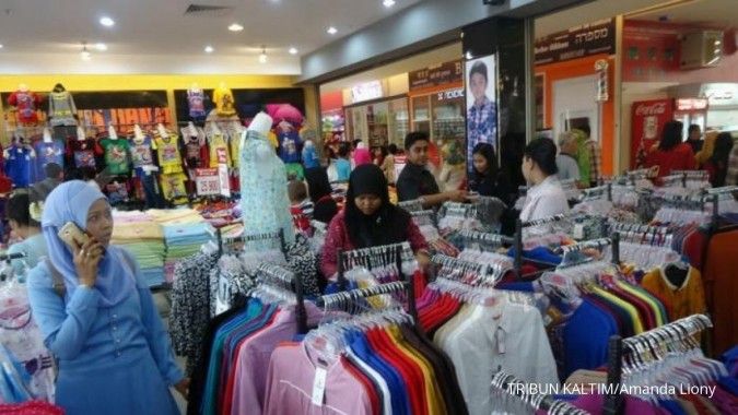 Daya beli lesu, Pojok Busana tahan ekspansi