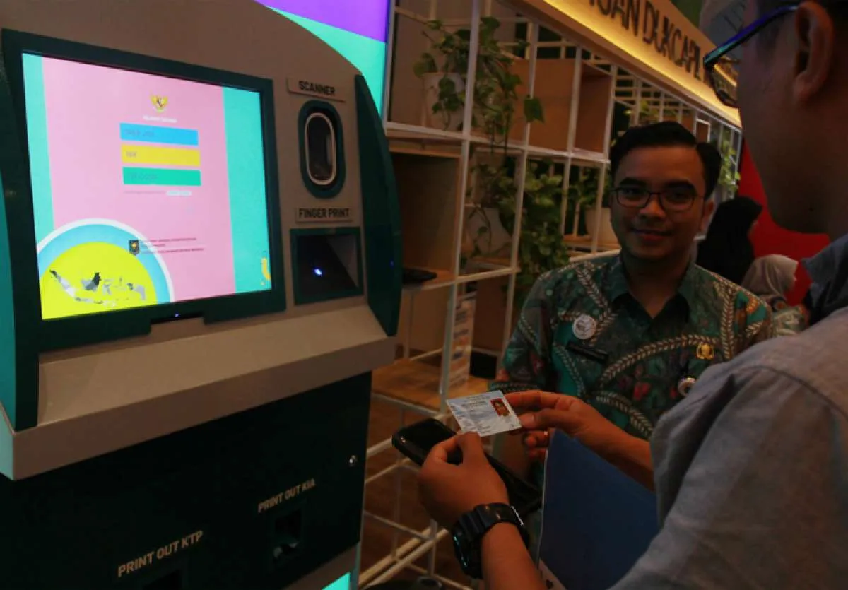 Penduduk Indonesia 2024 282 Juta, Ini Cara & Syarat Membuat e-KTP Langsung Jadi