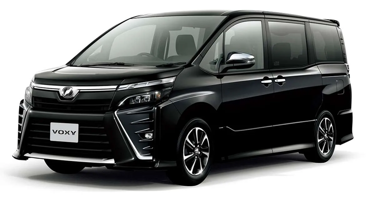 Penasaran dengan harga mobil bekas Toyota Voxy? Kini kian murah akhir Agustus 2021