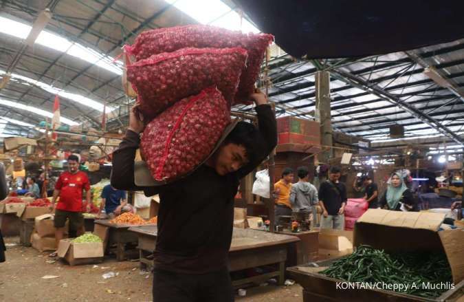 Harga Bawang Merah dan Ikan Melonjak Hari Ini (13/11) di Sulawesi Selatan