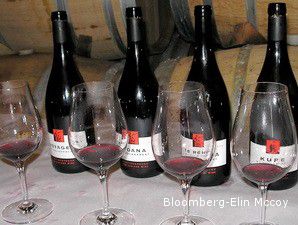 Perusahaan Inggris Tuntut Pemilik Merek Smirnoff