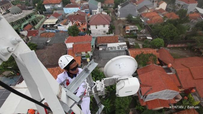 Penjualan menara ISAT mundur ke Agustus