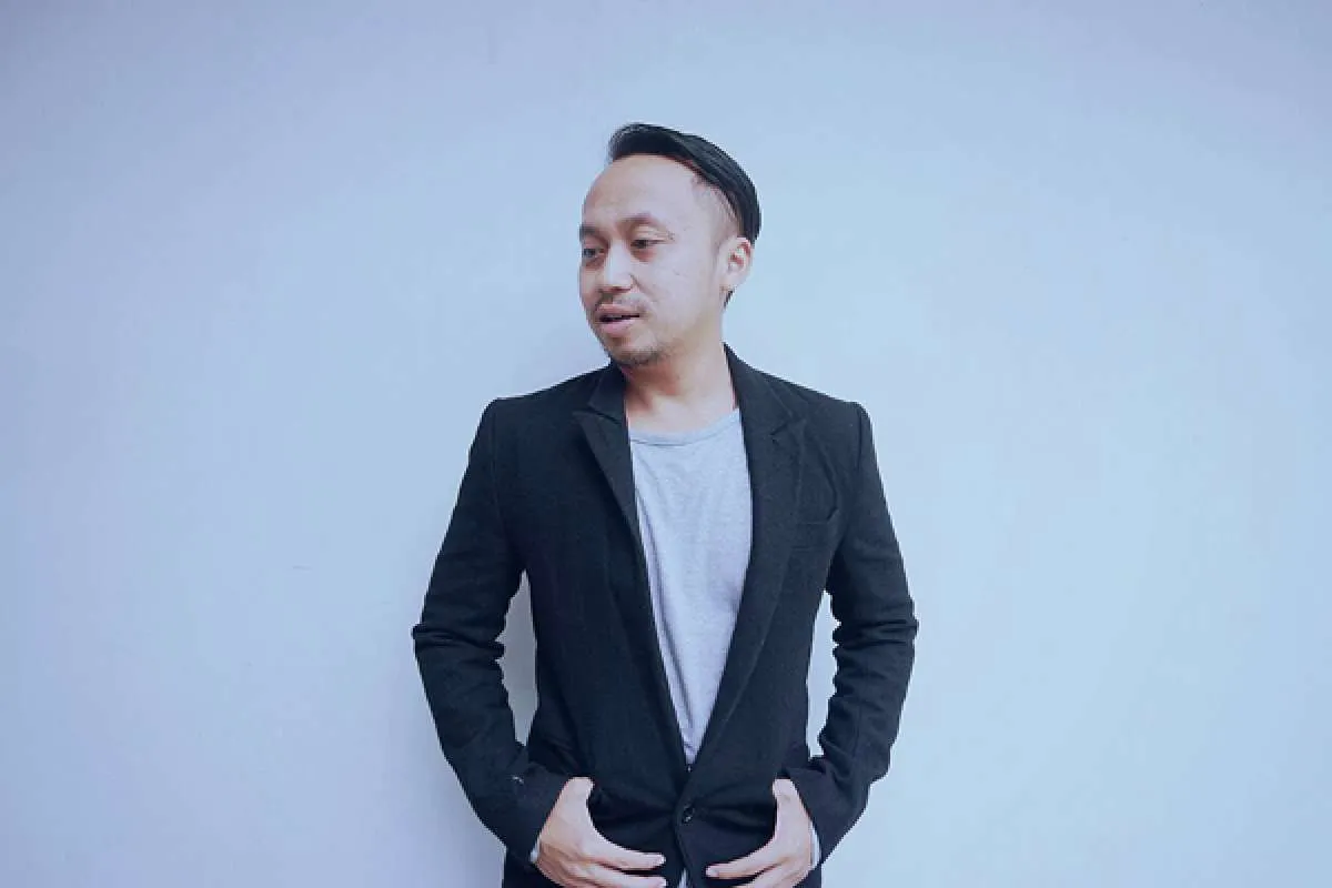 Kisah Ilham Pinastiko membuat jam tangan dari kayu hingga jamur (1)