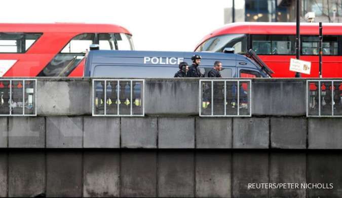 Tindakan pencegahan, polisi tembak seorang pria di London Bridge