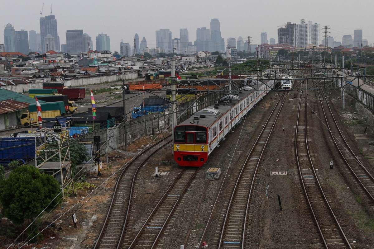 Sebagian jendela KRL akan dibuka di masa PSBB