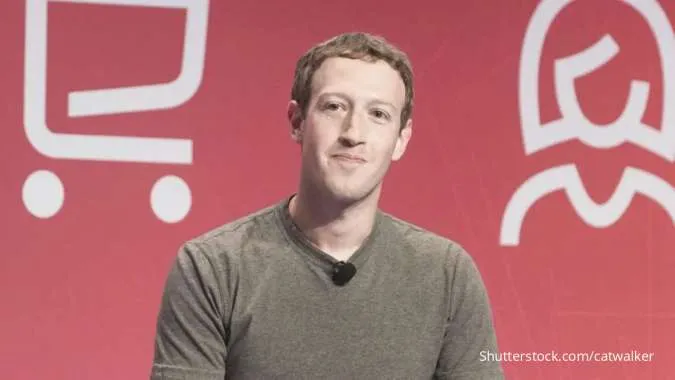 Meta CEO Zuckerberg's Shirt Puts Him in Company of Roman Emperors