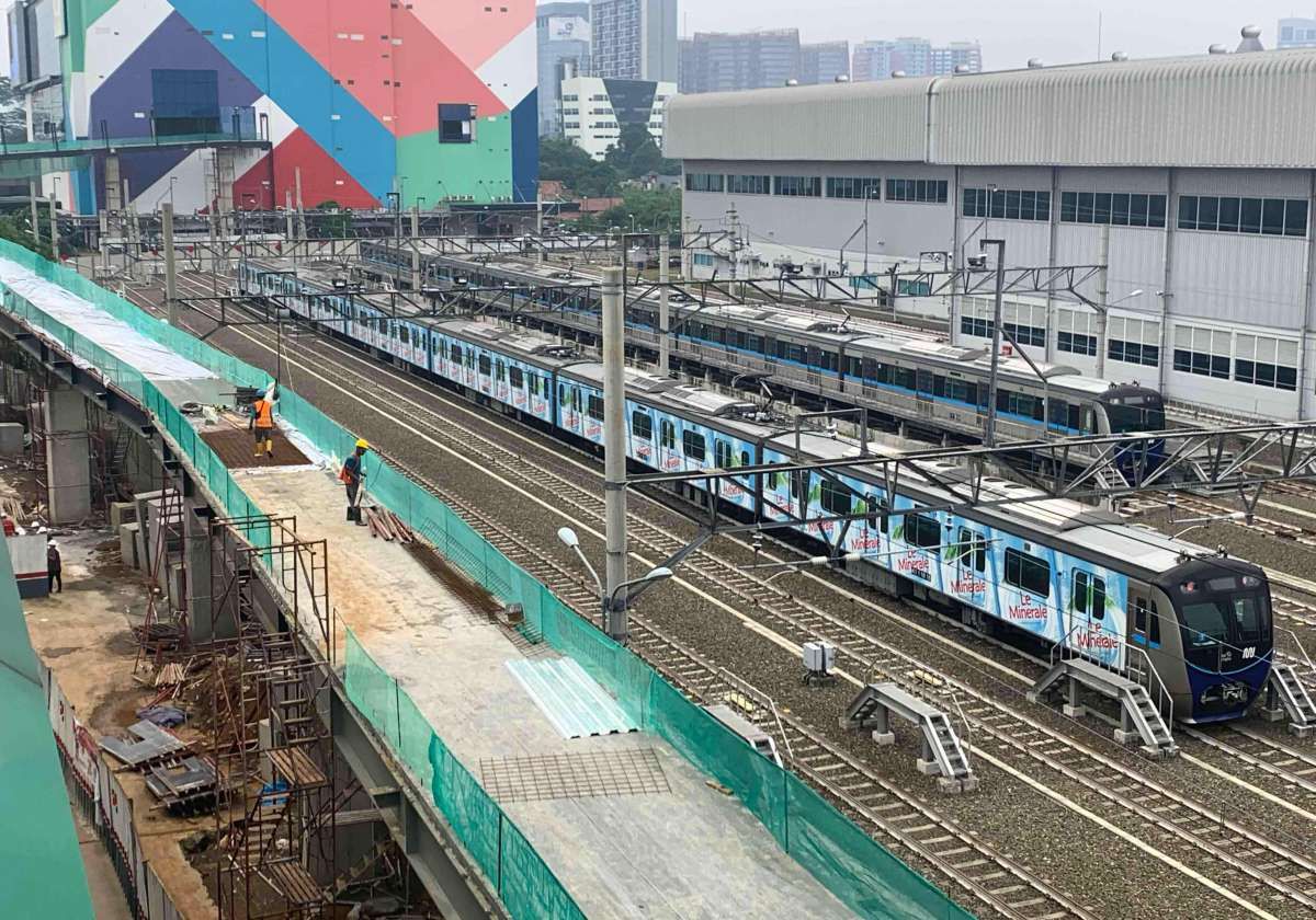 Kenaikan Signifikan Penumpang MRT Jakarta Sejak Pandemi