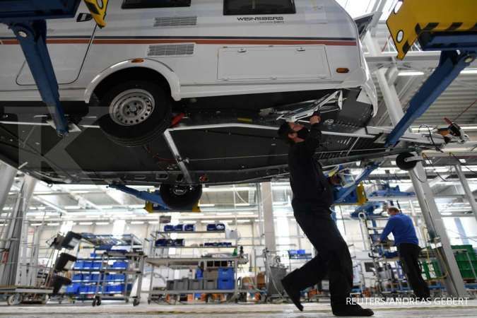 German Industrial Output Rises More Than Expected in January