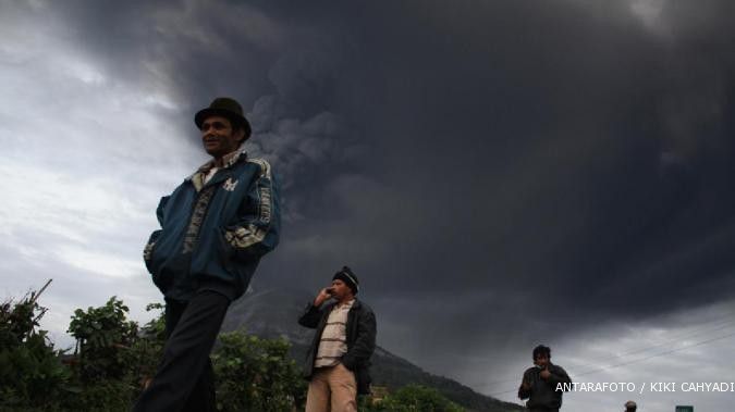 Gunung Gamalama meletus lagi, Ternate tertutup abu