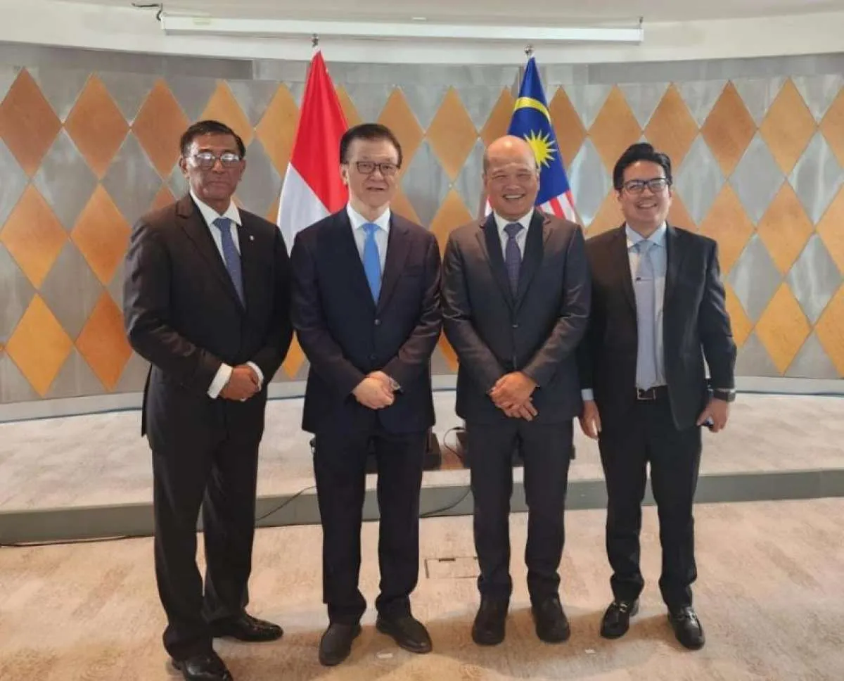 Sinar Mas dan Axiata Bangun Ekosistem Telekomunikasi dan Digital yang Andal